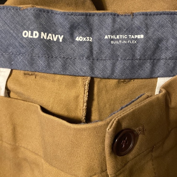 MEN'S OLD NAVY KHAKI STRAIGHT ATHLETIC TAPER BUILT-IN FLEX - SIZE 40x32 - Picture 3 of 5